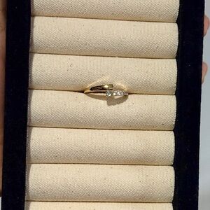 Elegant Gold Ring with Diamond Accent